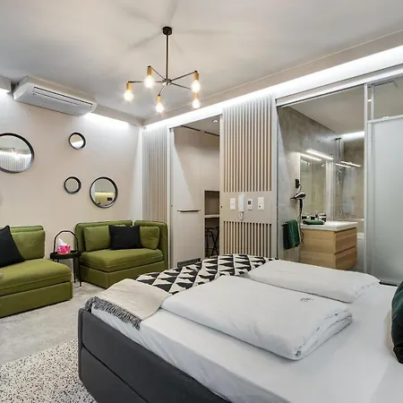 D.Five Kiraly Street Apartment